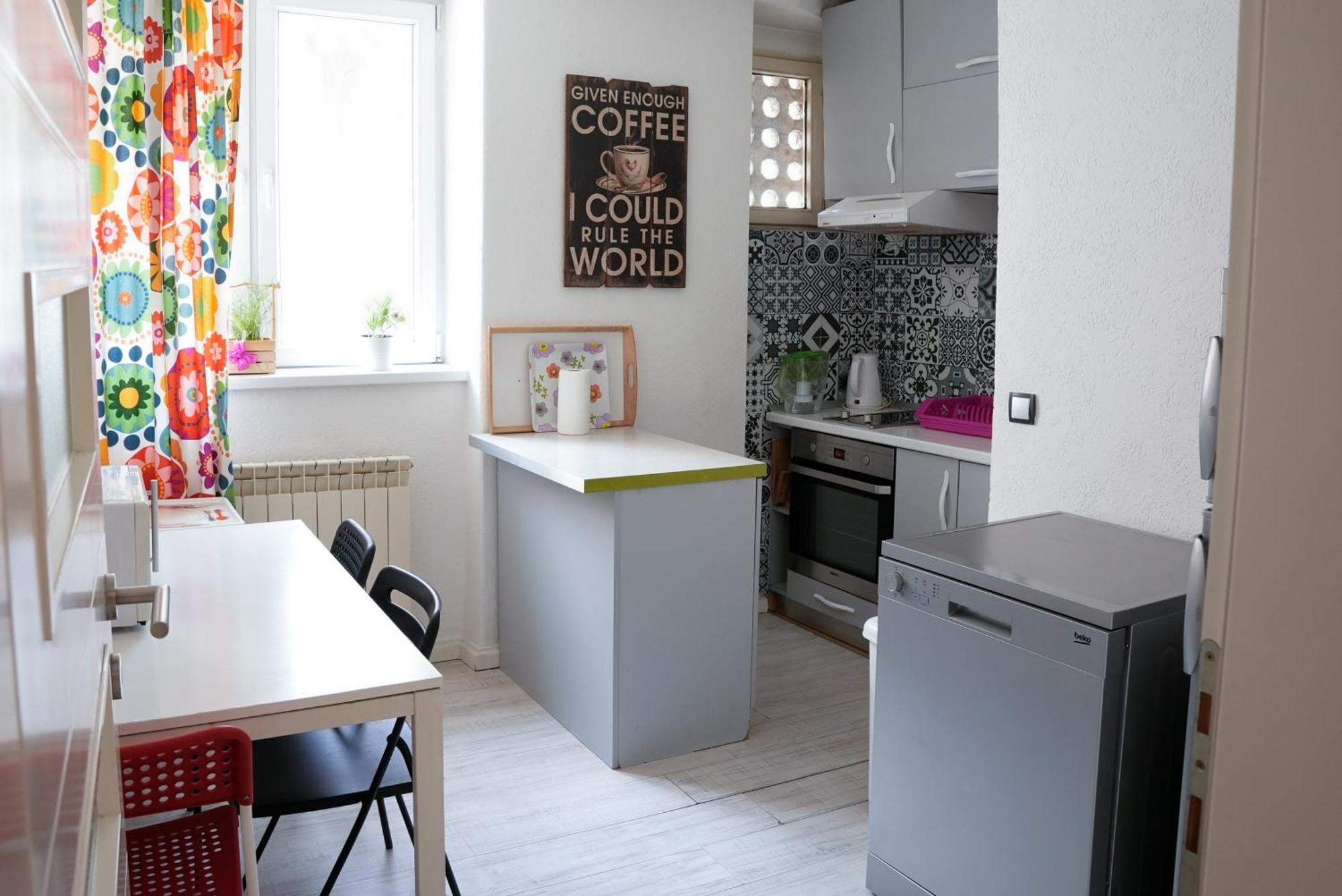 Apartment Marijin Dvor Deluxe Сараево Экстерьер фото